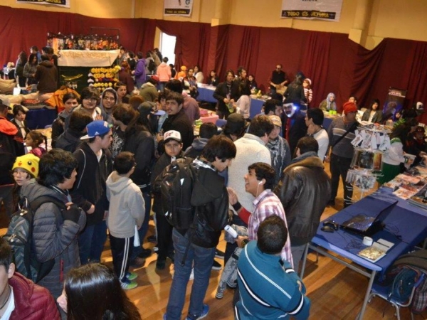 Toletolers Gamers fue todo un éxito: se hizo chico el salón del liceo Juan Dante Parraguez para recibir a los fanáticos