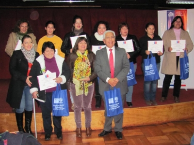 Jefas de hogar de la comuna serán beneficiadas gracias a programa inserto en la Municipalidad