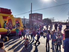 Niños de Cerro Alegre estuvieron de fiesta