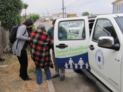 Municipio ayuda a persona mayor que vivía en completo abandono