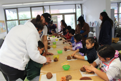 ¡Manos a la obra!: Niños y niñas cautivados con el Taller Infantil de Alfarería Patrimonial