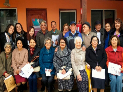 Invitan a la comunidad a participar en la creación de murales de mosaicos para las postales de Leyda y Lo Gallardo.