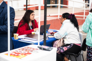 Exitosa Jornada de Asesoría Jurídica Gratuita en San Antonio Convoca a Decenas de Vecinos