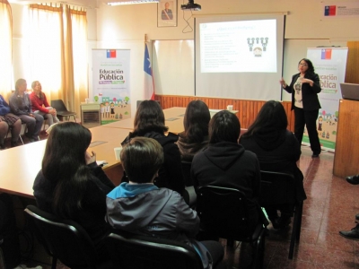 Programas de DIDECO se unen para apoyar a jóvenes