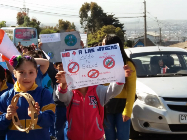 Más de 260 vecinos participaron en caminata en Cerro Alegre