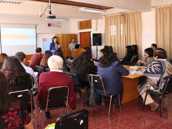 SENDA Previene San Antonio capacita a profesionales de establecimientos educacionales