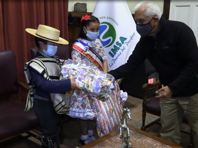 Niños representantes de San Antonio resultaron vicecampeones en Campeonato Nacional e Internacional de Cueca