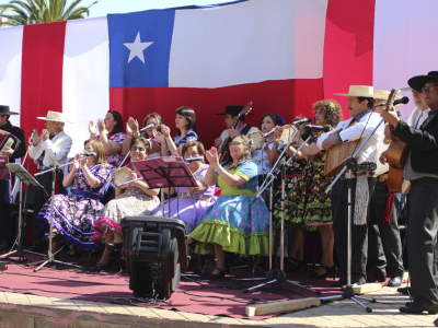 Cuecas por Chile dio inicio a las celebraciones de las Fiestas Patrias