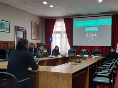 Jóvenes de la Alcaldía Juvenil conversan sobre el Mega Puerto y su impacto en la comunidad