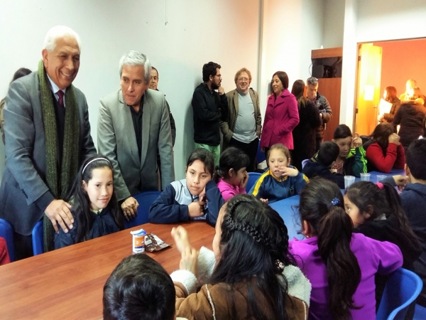 Municipio de San Antonio apoya concurso &ldquo;Abriendo Caminos con la literatura&rdquo;