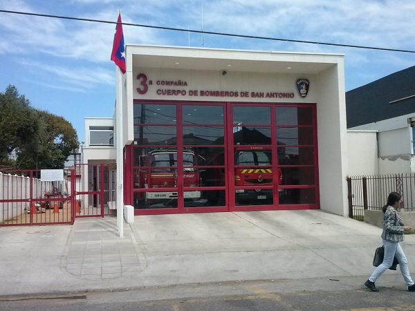 Municipalidad de San Antonio autoriza cierres para inaugurar nuevos cuarteles bomberos