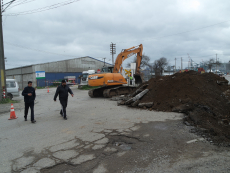 Inician Faenas de reparación calzadas en Cruce Av. Angamos con 7 Sur