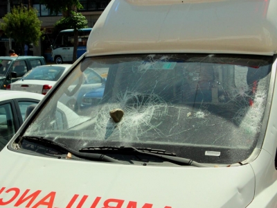 Inescrupulosos apedrean Ambulancia del Sector Rural.