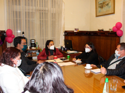 Alcaldía Ciudadana se reunió con gremios de la salud del Hospital Claudio Vicuña