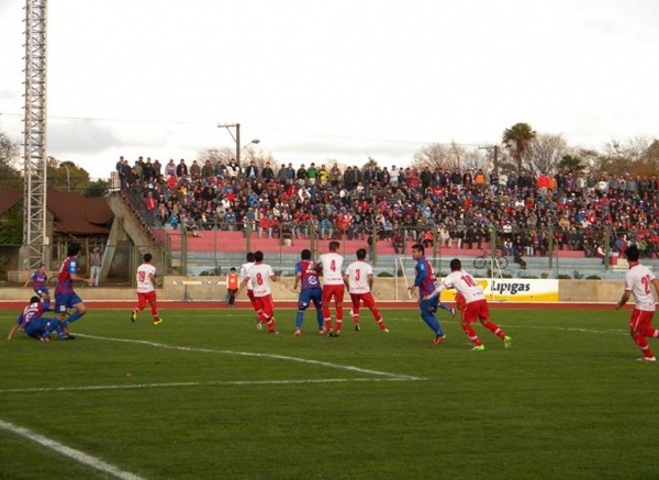 El Concejo Municipal de San Antonio acordó no vender estadio en 40 años