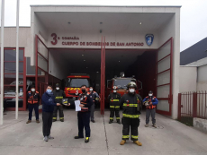 Tercera Compañía de Bomberos donó 5 cascos integrales Sicor a Protección Civil de San Antonio