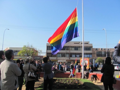 Municipalidad de San Antonio conmemora d&iacute;a en contra de la homofobia y transfobia