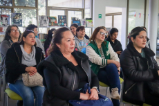Más de treinta personas participaron en charla sobre lengua de señas en la Biblioteca Pública de San Antonio