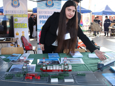 Establecimientos municipales de educaci&oacute;n t&eacute;cnica cuentan con equipamiento de primer nivel para sus especialidades