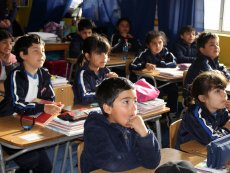 Establecimientos educacionales municipales siguen abiertos y entregando alimentaci&oacute;n
