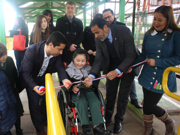 Escuela Pedro Viveros Orme&ntilde;o inaugur&oacute; importantes mejoras en el establecimiento