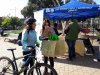Reparten bolsas reciclables en espacios públicos de la comuna de San Antonio