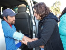 Municipio de San Antonio realiz&oacute; operativo de salud para personas en situaci&oacute;n de calle